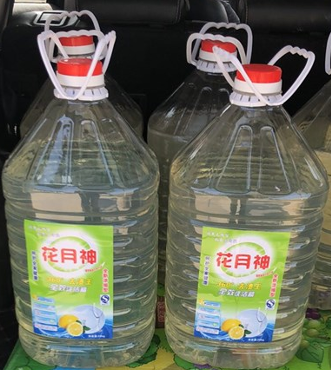 磺酸和片堿能做出洗潔精嗎？